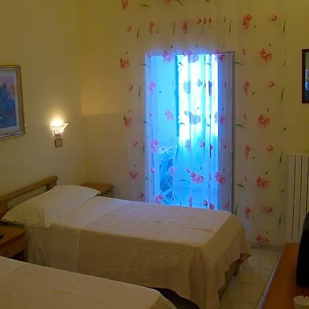 Hotel Romeo