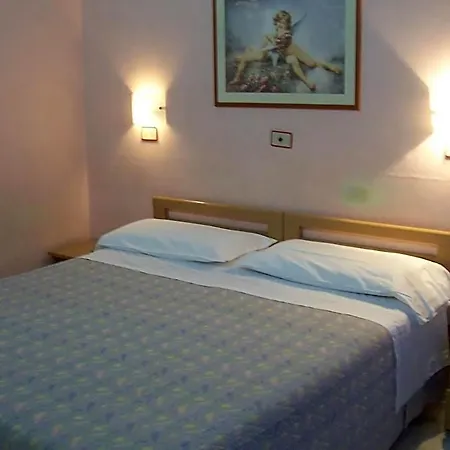 Hotel Romeo