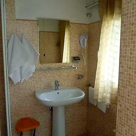 Hotel Romeo